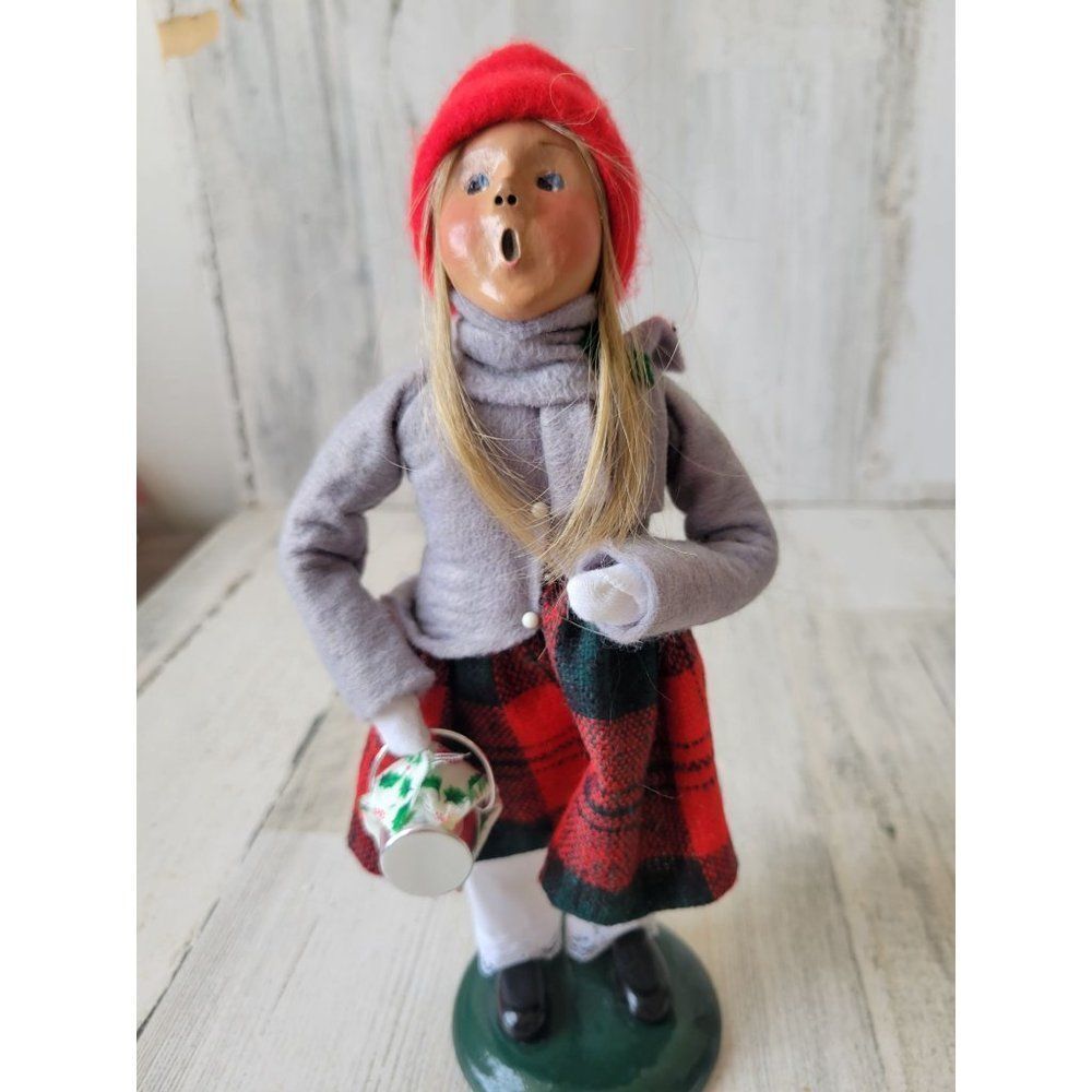 Byers‎ choice girl pail bucket Victorian caroler 1994 blonde Xmas